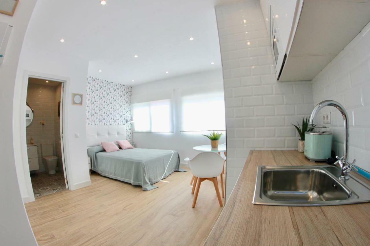 Lejlighed på 25 m² i Torremolinos Centrum med 1 værelse og 1 private badeværelser Eksteriør billede